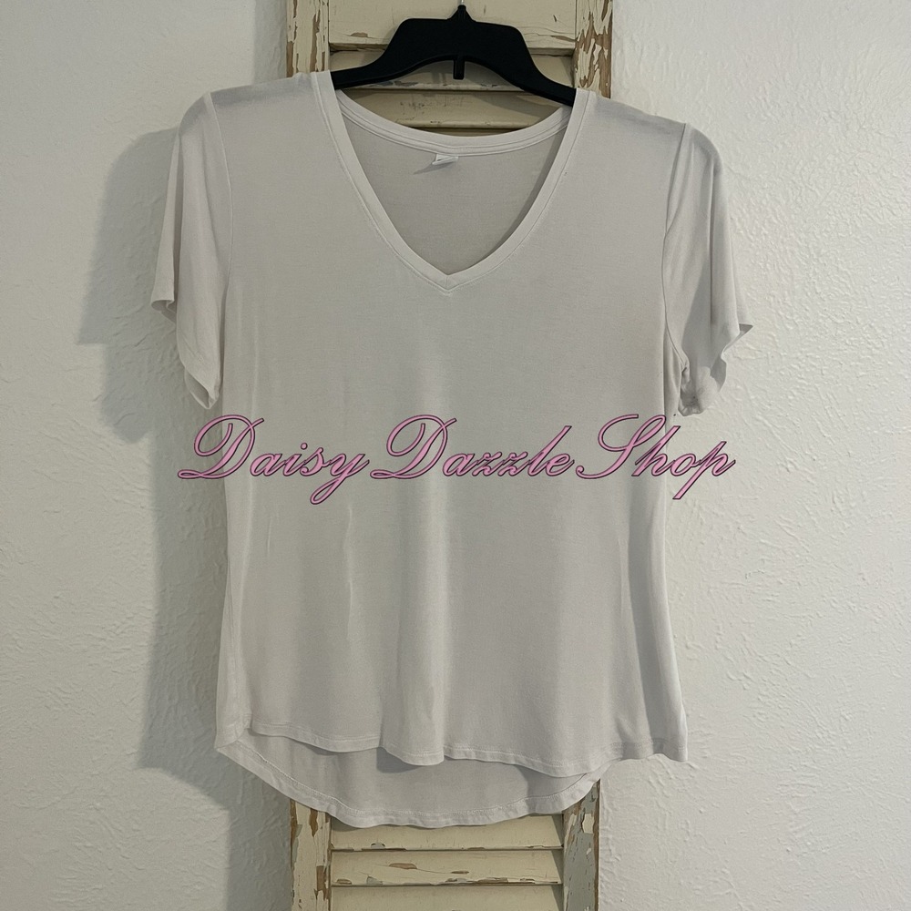 Old Navy Luxe V-Neck T-Shirt White Short Sleeve High Low Womens Size Medium